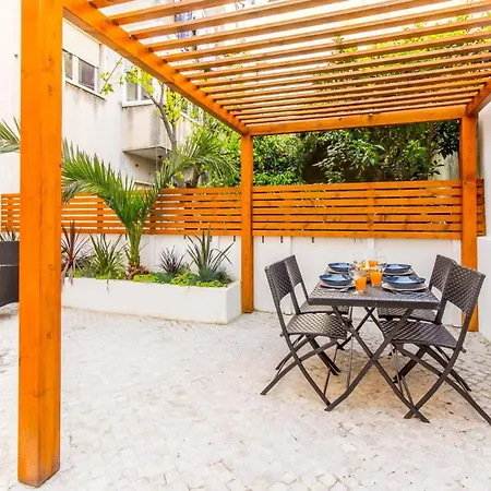 Olival Terrace | Lapa & Santos Lizbona