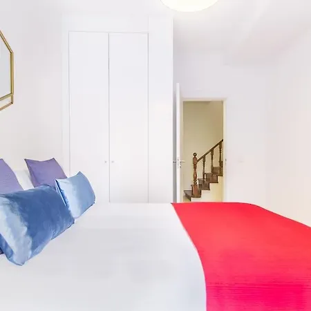 Olival Terrace | Lapa & Santos