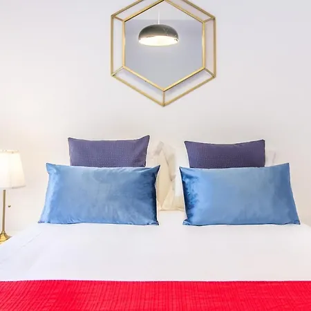 Olival Terrace | Lapa & Santos Lisbona