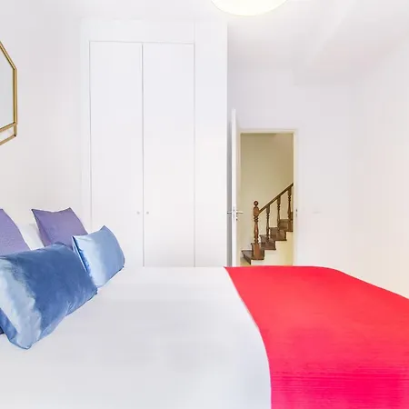 Olival Terrace | Lapa & Santos Lisbona