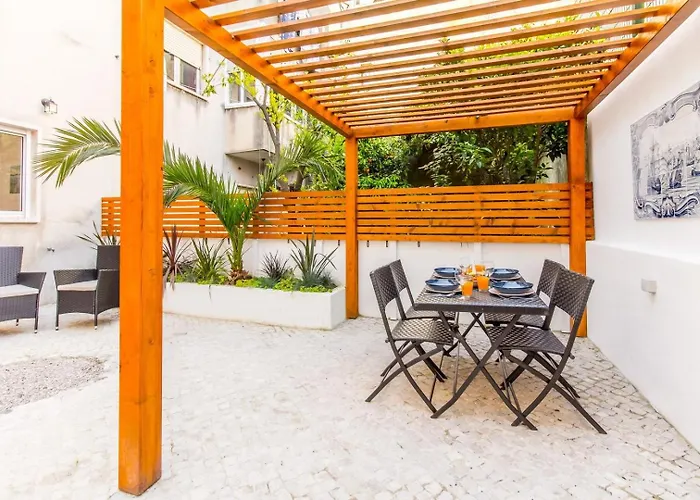 Olival Terrace | Lapa & Santos Apartment